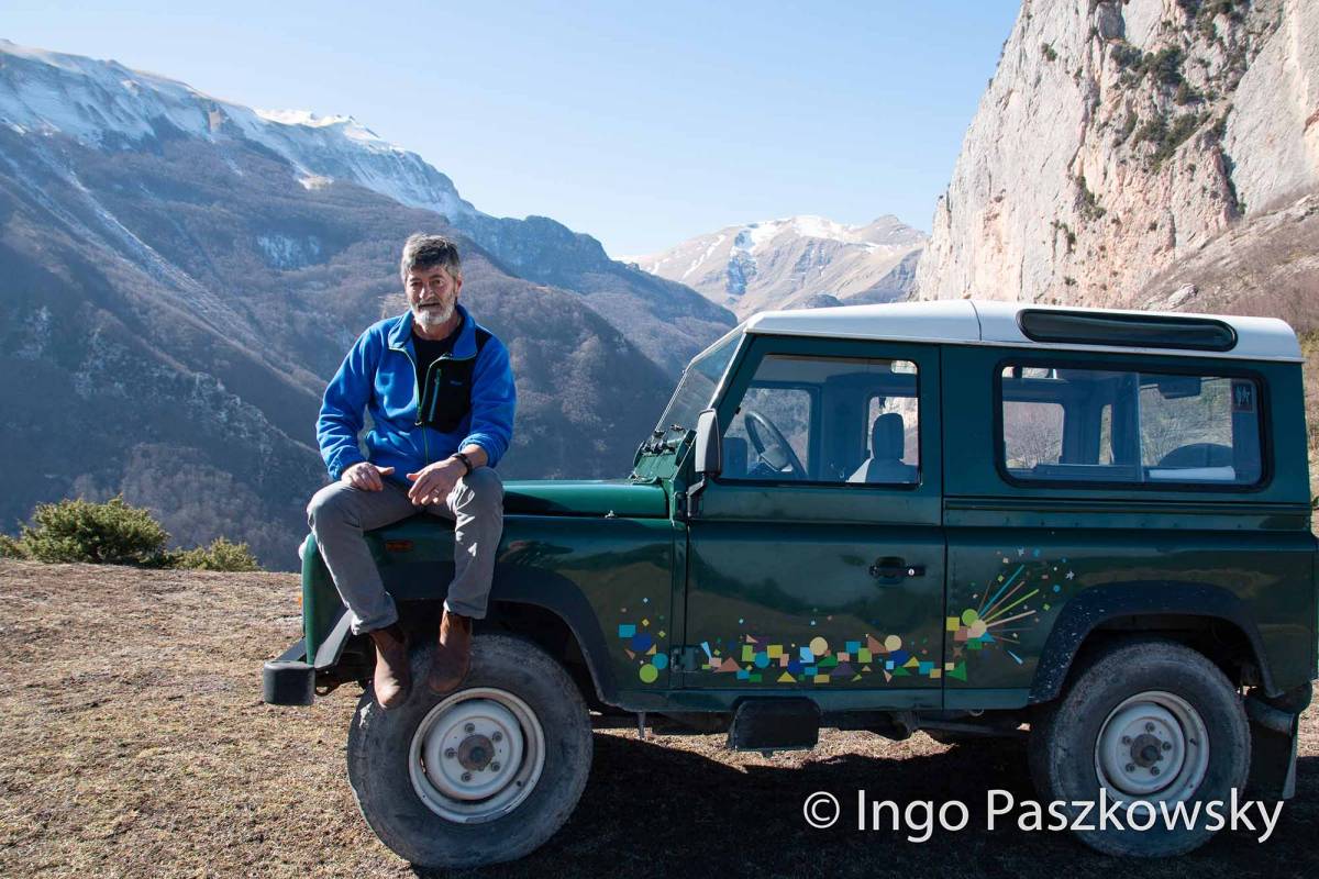 Balzo Rosso Landrover Defender