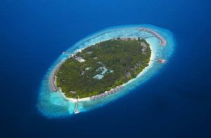 Dusit Thani auf Mudhdhoo Island - kurz vorgestellt 22 Die Insel Mudhdhoo ist vom internationalen Flughafen Malé in etwa 35 Minuten mit dem Wasserflugzeug erreichbar. Foto: Dusit International/Markus Gortz