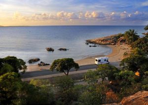 Horse Shoe Bay, Bowen. Foto: Gary Blake / THL