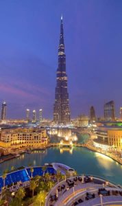 Das weltweit größte Gebäude, der Burj Khalifa. Foto: DTCM
