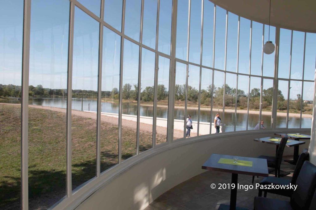 Schöne Aussichten vom Kornhaus auf die Elbe. / Foto: Ingo Paszkowsky