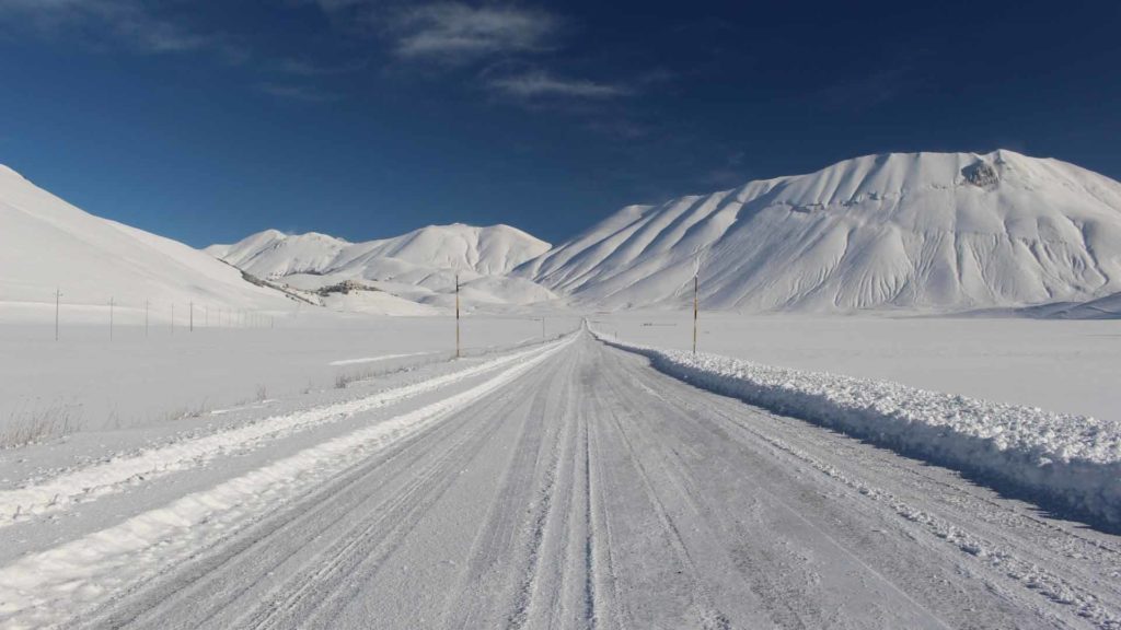 Castelluccio im Winter / Foto: pixabay / GBSurf