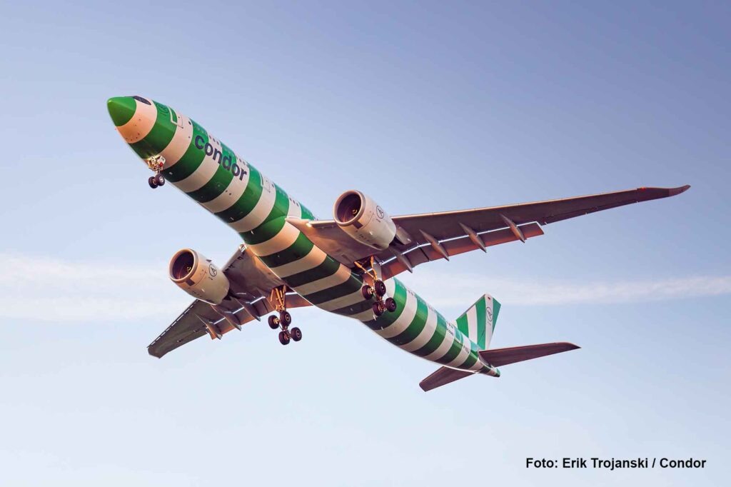 Condor A330neo bei Landung oder Start