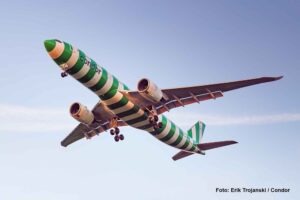 Condor A330neo bei Landung oder Start