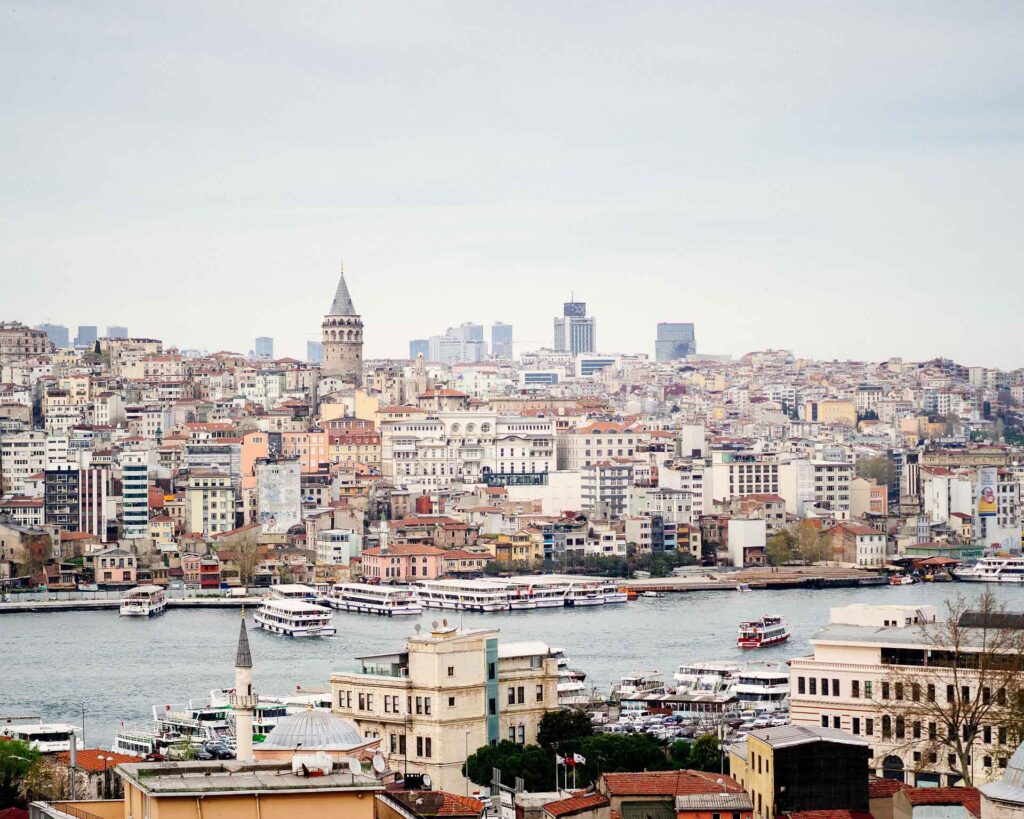 Türkei sperrt eSIMs. Blick auf Istanbul